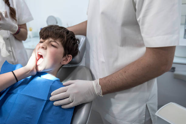 Best Emergency Tooth Extraction in Hammond, WI
